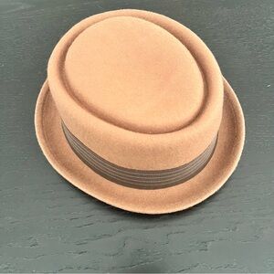 Goorin Bros Tan Felt Bowler Hat with Dark Brown Trim